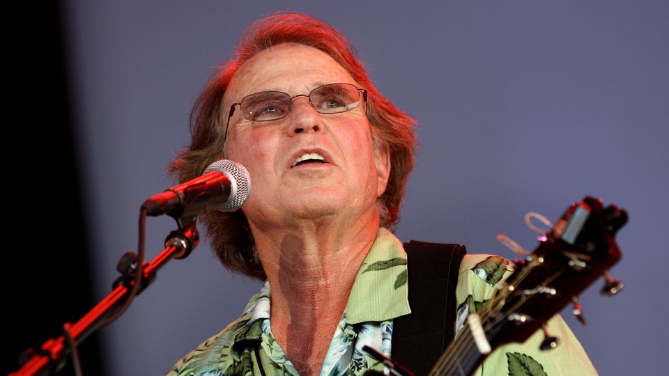 ‘Country’ Joe McDonald, ’60s rock star, proud protest counterculture icon, dies at 84