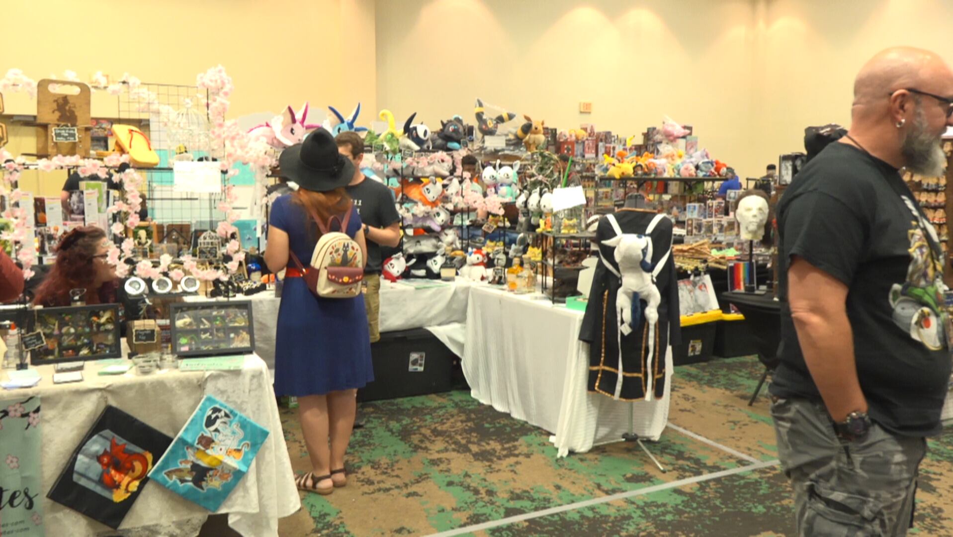 Vendors share experience at 48th Coast Con